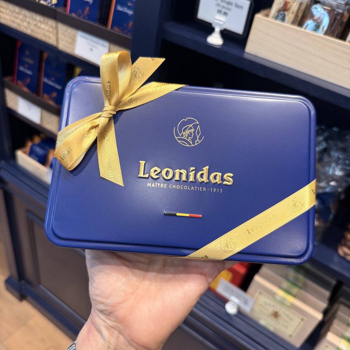 Leonidas Gift Tin - Blue 14pc