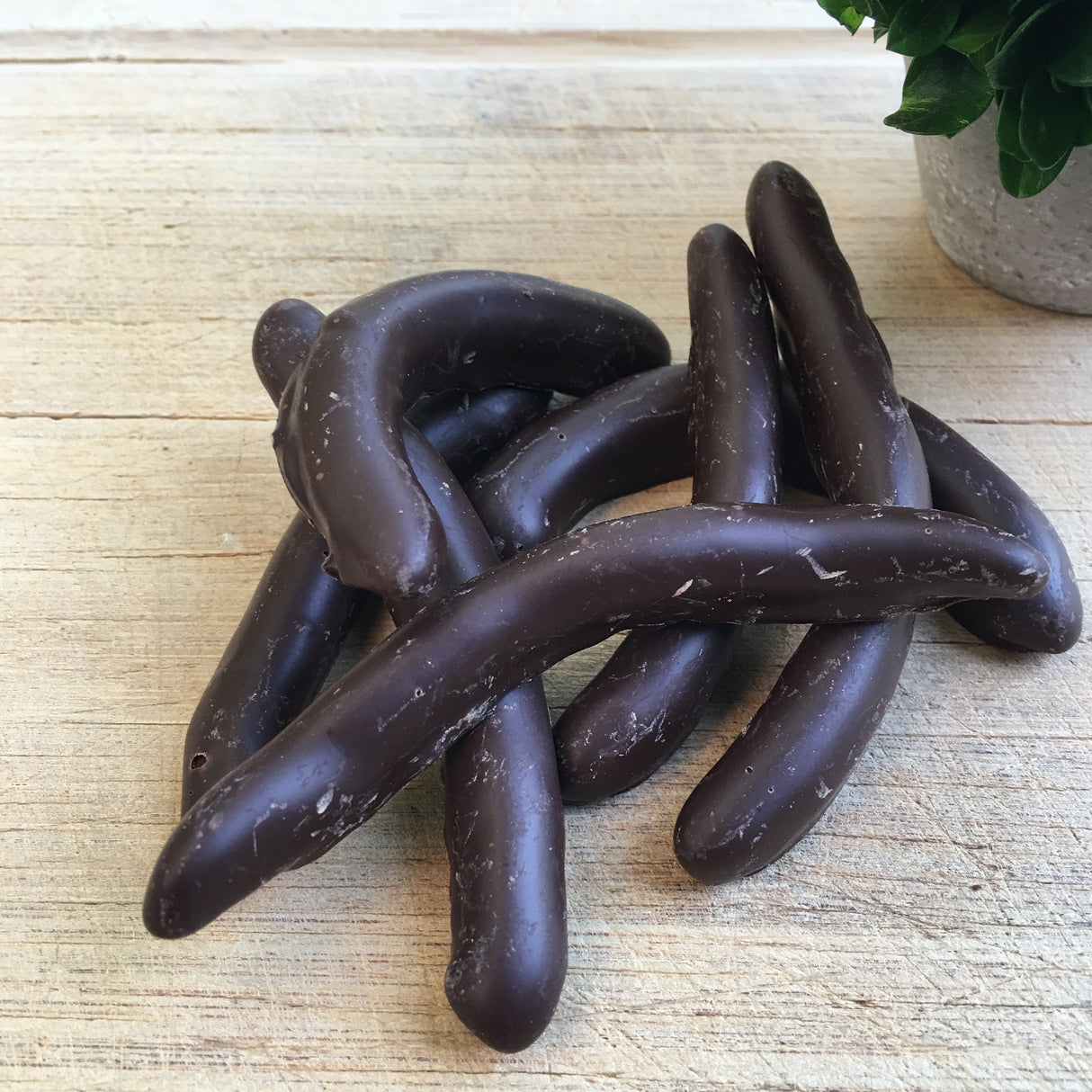 Leonidas Orangettes - Love Chocolate